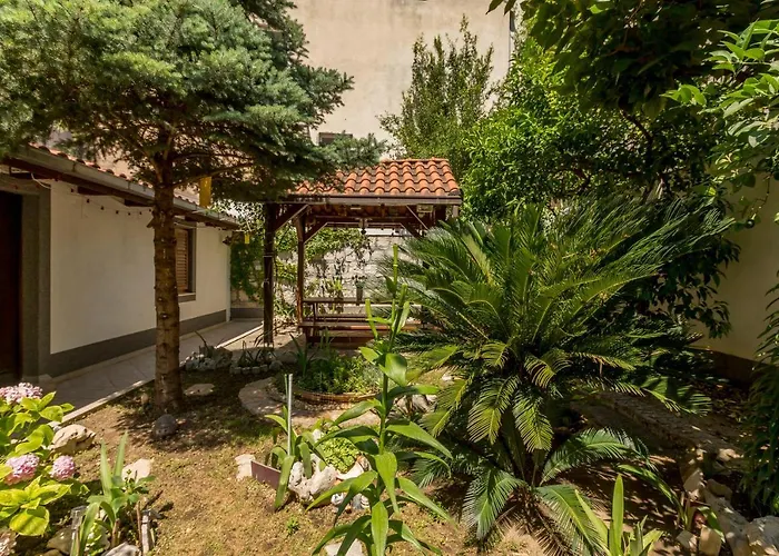 Paradise Garden Lägenhet