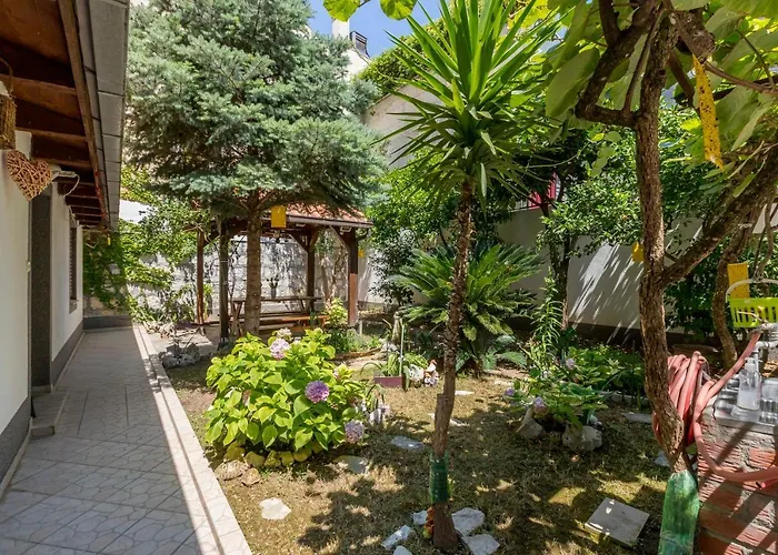 Lägenhet Paradise Garden *